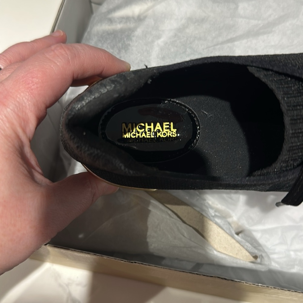 Nib Mk Signature Shoes-Blk And Gold - image 5